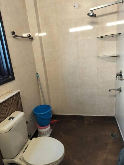 Divine India Service 3bhk,j-171 Saket